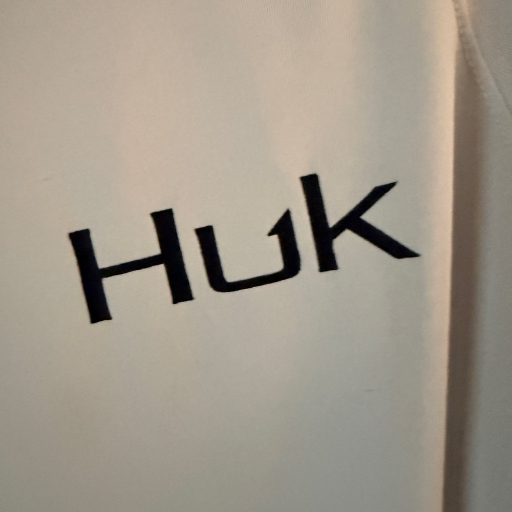 Huk Performance White Shirt - Picture 4 of 4